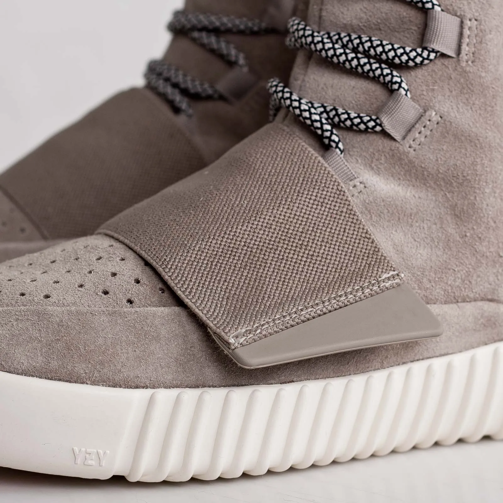 adidas Yeezy Boost 750 'OG'