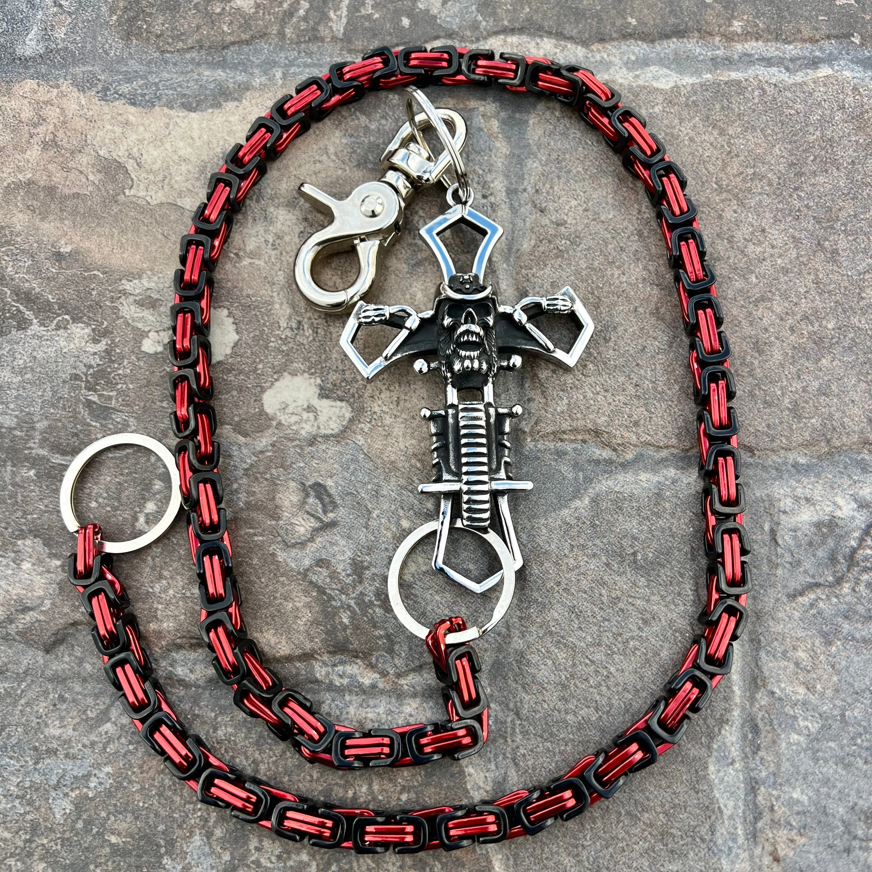 Cowboy Cross Wallet Chain - Black & Red Daytona Deluxe - WC227D