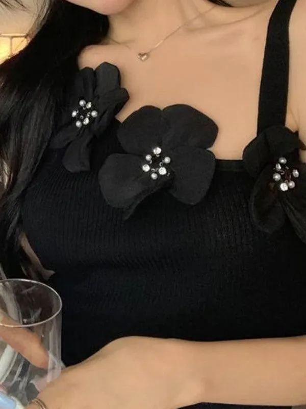 Flower Embellish Cutout Trendy Crop Cami Top