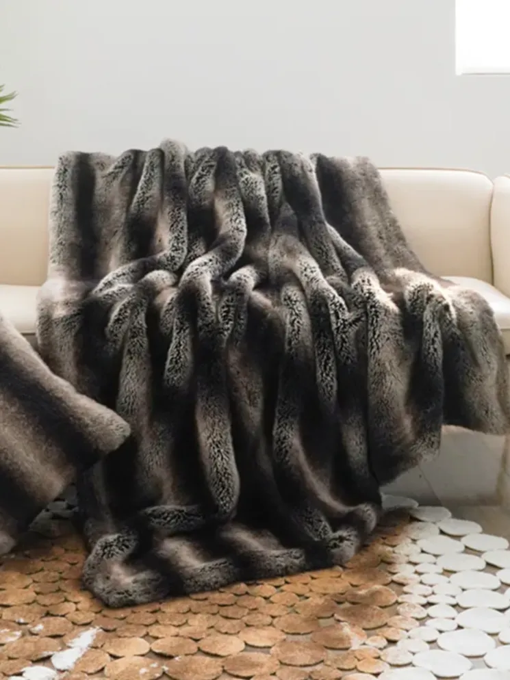 Fur Throw (Grey)